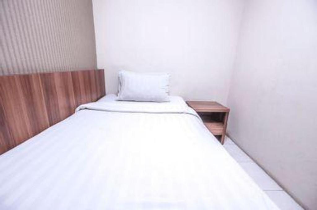 Great Western Hotel & Resort Serpong - Tangerang Dış mekan fotoğraf