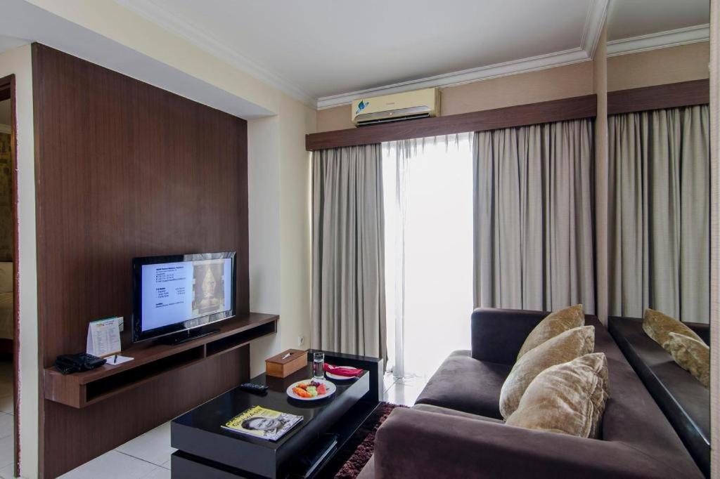 Great Western Hotel & Resort Serpong - Tangerang Dış mekan fotoğraf