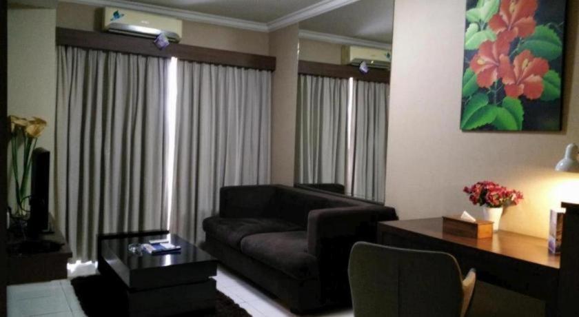 Great Western Hotel & Resort Serpong - Tangerang Dış mekan fotoğraf